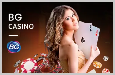 Người chia bài trực tiếp đang chia bài Baccarat